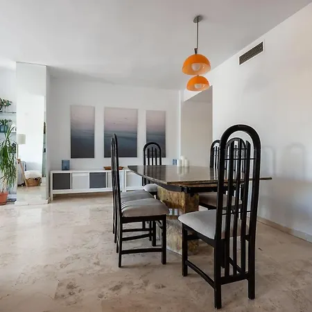 Duplex Cartujanos I * ماربيا