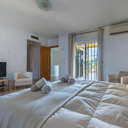 Duplex Cartujanos I شقة ماربيا