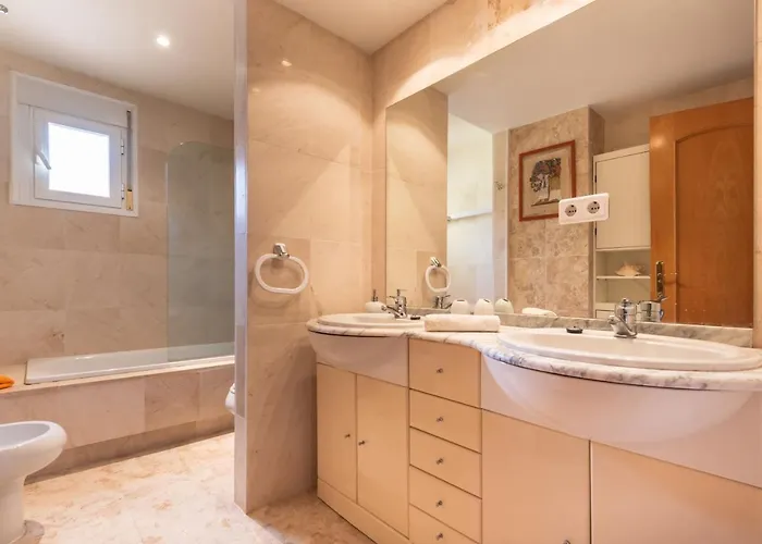 Duplex Cartujanos I ماربيا